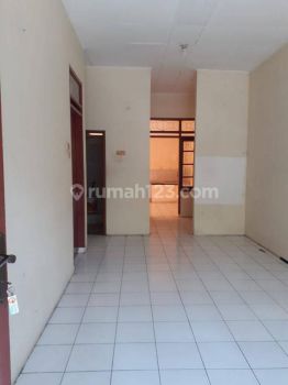 Dijual Rumah di Taman Kopo Indah (TKI) 2 SHM