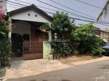 Rumah lokasi strategis di Tanjung Duren(TD195)