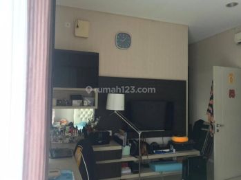 Rumah Hoek Di Green Lake City Cluster Amerika Ukuran 11x15 SHM