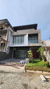 NEW HOUSE WOODLAND SIAP HUNI DGN SPESIFIKASI TOP & SMART HOME