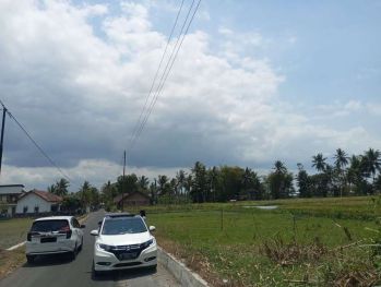 SHM P Mungkid View Gunung Di Pabelan Tepi Jalan