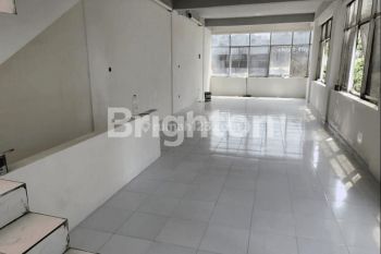 Ruko Rukan 3.5 Lantai Radio Dalam Jakarta Selatan Siap Pakai
