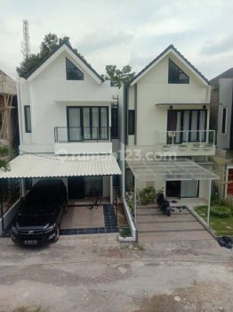 Rumah Dua Lantai Harga di Bawah Pasaran Dekat Tol Jatikarya