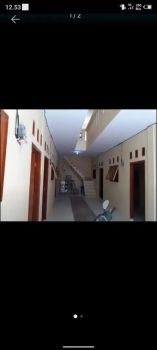 Sewa kontrakan atau kosan