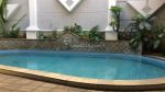 thumbnail-rumah-di-pondok-indah-2-lantai-ada-swimming-pool-10