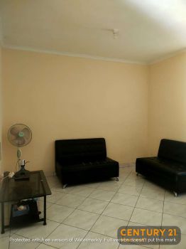 Rumah Bagus Siap Huni Semi Furnished Di Taman Beverli