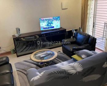 Disewakan Rumah Bagus, Rapih Siap Huni Di Canary Gading Serpong