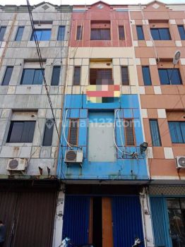 Ruko Disewakan, Jl. Daan Mogot Jakbar, Lt 106 Lb 264, 4 Lantai, HGB