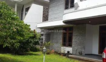 Rumah Bagus Dan Nomor Cantik, Boulevard di Puri Indah Jakarta Barat