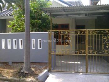 Rumah Bagus di Harapan Indah, Bekasi k0455