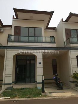 Disewakan Rumah 2 Lantai Cluster Gracia Lavon Pasar Kemis Cikupa