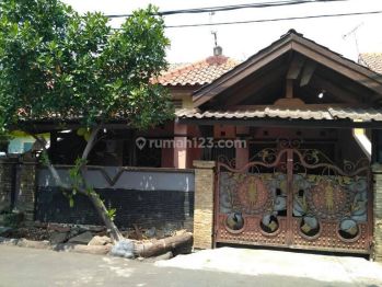 Disewakan Rumah di Harapan Indah 1 Dalam Cluster