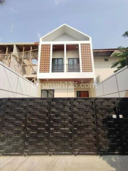 Rumah Baru Design Modern di Duren Sawit Jakarat Timur