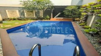 S Pool nya bonus ini mah,keren banget seriusan rumah di Kota Baru Parahyangan