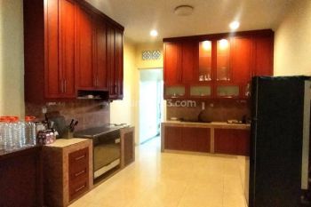 Rumah Posisi Hook Full Furnished Rangka Baja Ringan Kota Wisata Cibubur Bogor