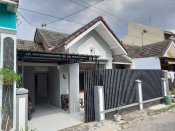 RUMAH SIAP HUNI DI JATEN KARANGANYAR