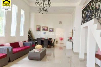 Dijual Rumah Villa Siap Huni Dengan Pemandangan Indah Gunung Manglayang Bandung