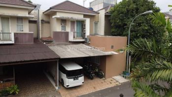 Rumah Bagus di Cluster Urbanaplace Bintaro Kondisi Rapih .t54