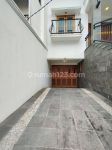 thumbnail-rumah-modern-classic-parkir-basement-private-rooftop-cinere-depok-1