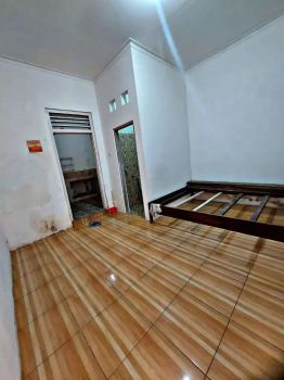 Sell Rumah: Kontrakan Jhonson