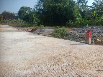 muka dua jalan PU pecanggaan arah cafe troso