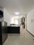 thumbnail-condominium-green-bay-pluit-2br-semi-furnished-view-laut-dan-pool-3