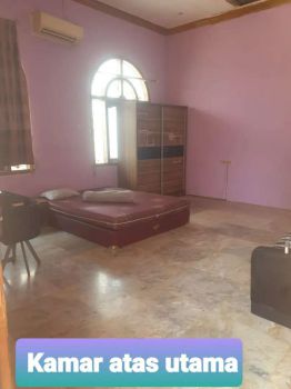 Rent Rumah Kosan: Kontrakan 3 kamar
