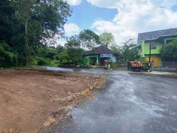Barat UII Jogja, Tanah Strategis Layak Bangun Hunian: Siap AJB