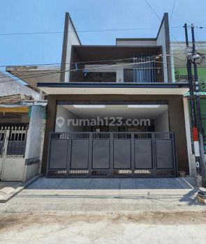 Rumah New Gress Bagus Minimalis di Babatan Pantai