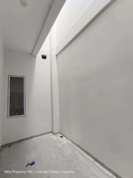 Rumah Siap Huni 2Lantai Azure Bay Sudah Renovasi, Pasir Putih Batam