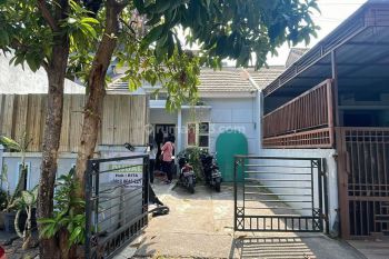 Rumah Siap Huni Strategis 15 Menit Ke Living World Alam Sutera di Perumahan