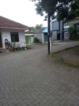 Pekarangan palagan KM9 masuk 200m