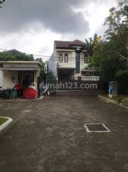 Di Rumah di cirendeu Tangsel