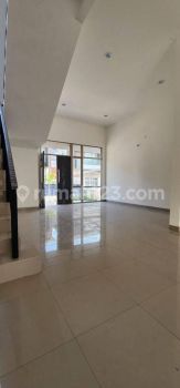 Disewakan rumah pik 2 pantai bukit villa