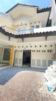 rumah sewa dekat sekolah internasional,jalan lebar,security 24 jamb