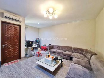 Rumah 9x25 3½ Lantai SHM di Villa Permata Gading, Kelapa Gading