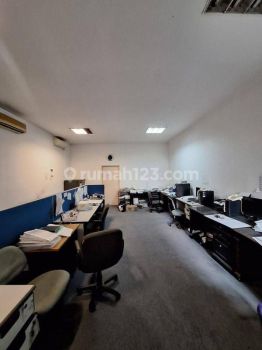 Ruko kantor Sterategis Dekat Kemana mana 3 Lantai Murah