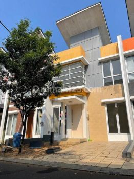 Jual Cepat Rumah 2 Lantai Cluster Milano Village Gading Serpong