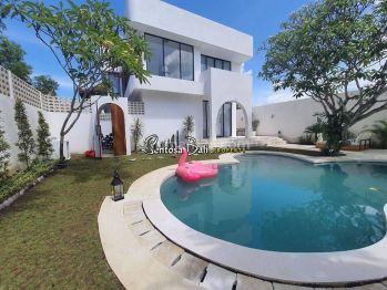 Luxury Scandinavian Style Villa in Pererenan Canggu