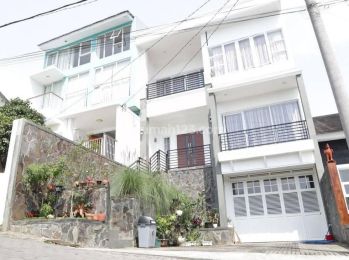 Rumah SIAP HUNI dkt Cidadap Cigadung Cihideung Cigugur Girang Lembang