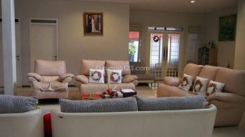 Jual rumah siap huni Duren Sawit Jakarta Timur