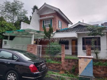Rumah mewah 1 1/2 lantai, Strategis, Perum Tanjung Barat Indah, Jakarta Selatan