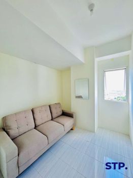 Disewakan Apartemen Puncak Dharmahusada 3 bedroom semi-furnish