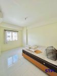 thumbnail-disewakan-apartemen-puncak-dharmahusada-3-bedroom-semi-furnish-2