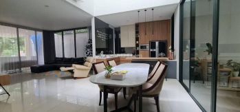 Rumah di Blosslom Ville The Green Bangunan Mandiri