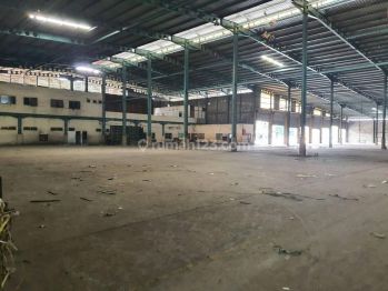 Gudang siap pakai di kawasan pulo gadung