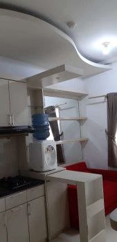 Disewakan bulanan Apt Green Pramuka Square 2KT tas mall full furnish