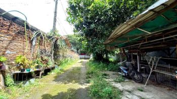 Tanah persegi pinggir jalan di Pondok Labu, Jaksel