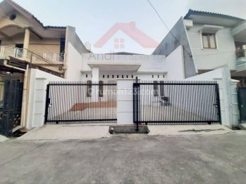 Rumah dalam komplek lingkungan strategis di GreenVille(GR49)