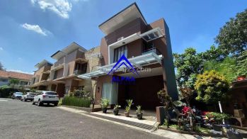Dijual Rumah 2 Lantai Di Sarijadi Bandung